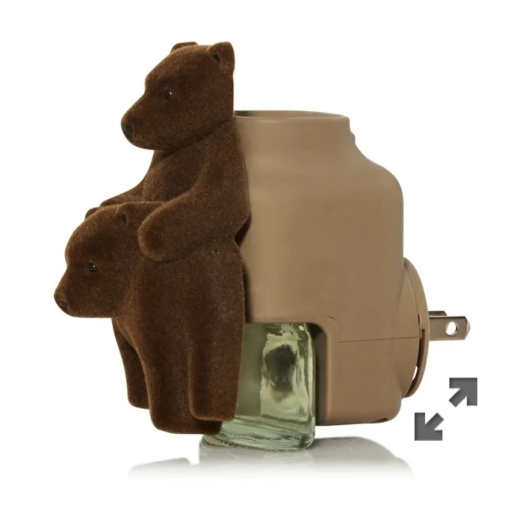 YANKEE CANDLE Mama Bear & Cub Plug-in Scent Diffuser BNWT RETIRED!